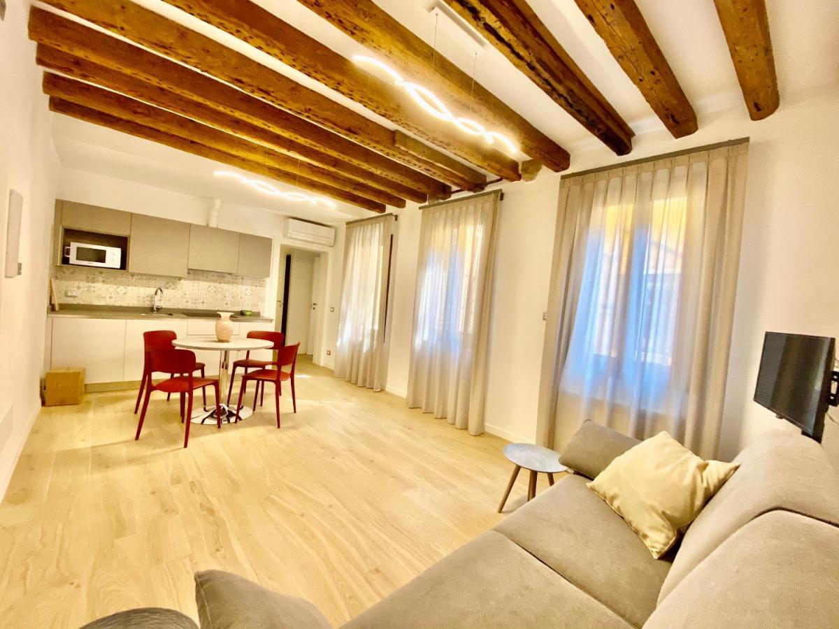 Suite House New Apartments Wi Fi Venice Island Экстерьер фото